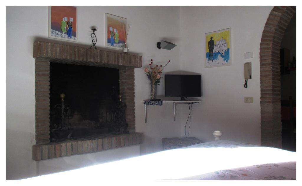 Bed and Breakfast Vico Del Poeta Asís Habitación foto